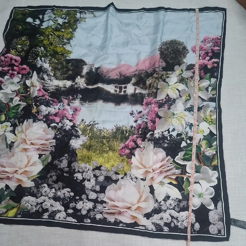 Ted Baker London Floral Landscape Throw